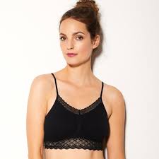 Cette brassière en dentelle noire est idéale pour maintenir votre poitrine sans vous étouffer. Brassiere Noire Billet Doux Zen Dentelle Lemon Curve