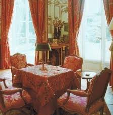 Hubert De Givenchy Chateau Google Search Salle A Manger Classique Decoration Interieure Salons Parisiens