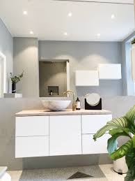 Enkelt, hvidt design med grebsfri skuffer. Kjersti Lien Kjerstisl Profile Pinterest