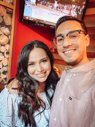 Romel Velarde (@velarde_romel)