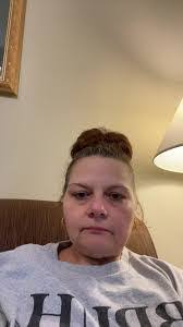 Kari Cottrell's Instagram, Twitter & Facebook