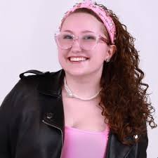 Elise Harrison (@lukehemingslyf)