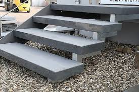 Stufe Treppe Naturstein Granit Dunkel Geflammt 250 35 8cm Treppe Aussen Natursteine Treppe