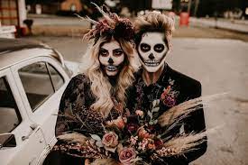 Halloween Inspired Wedding Styled Shoot Featured On Nashville Bride Guide Halloweenweddingphotos Weddingphot Wedding Shoot Nashville Bride Halloween Wedding