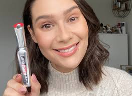 Please note that the links used in this post do generate a (super). We Review Benefit S They Re Real Magnet Mascara Before After Escentual S Blog