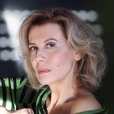 Daniela poggi was born on october 17, 1954 in savona, liguria, italy. Daniela Poggi Facebook