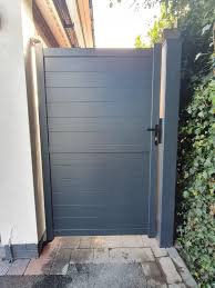 Aluminium Pedestrian Gate With Solid Infill Horizontal Slats Flat Top Full Privacy Powder Coated F Aluminium Gates Wooden Garden Gate Aluminum Fence Gate