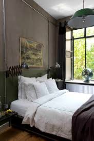Decorare il muro dietro la testata del letto può regalare grandi soddisfazioni. Come Decorare La Parete Dietro Al Letto