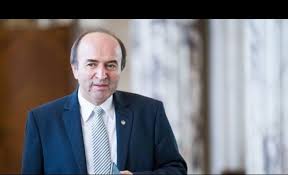 Avem 32 stiri despre amnistie si gratiere. Toader Ii RÄƒspunde Lui Dragnea Amnistie Si GraÅ£iere SÄƒ Inchidem Liderul Psd A Incremenit