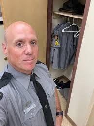 Chris Belles's Instagram, Twitter & Facebook