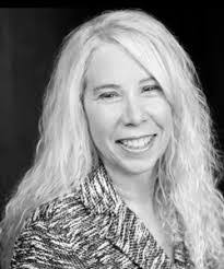 Karen Siegel's Instagram, Twitter & Facebook