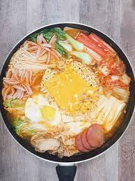 is yvette廚房日記發表的韓式部隊鍋 不論任何季節都愛吃的懶人鍋物 零廚藝料理食譜 recipe hot pot recipe pot recipes recipes