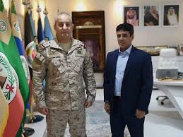 عدن لنج قائد القوات المشتركة صاحب السمو الملكي الأمير فهد بن تركي يلتقي المحافظ باكريت بـ الرياض
