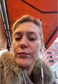 American Girl Living in Paris