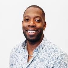 Olly Warren's Instagram, Twitter & Facebook