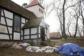 Bis zu 50.000 euro anteile zeichnen. Vr Bank Uckermark Randow Eg 20 000 Unterstutzung Fur Die Nabu Kirche Neu Temmen