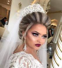 Romantik tarzda bir gelinlik için ise romantik bir gelin başı yaptırmak gerekir. Gelin Basi Modelleri Home Facebook