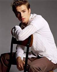 He looks 20 still #haydenchristensen #starwars pic.twitter.com/hy9atckahz. Pin On Hayden Christensen