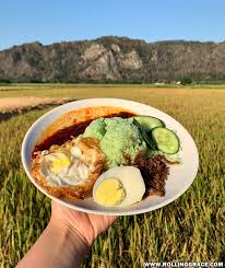So hangpa yang mana duduk area perlis boleh la singgah di street takoyaki di behor temak, selepas fama. Breakfast By The Paddy Field Warung Tepi Sawah Kangar Perlis Rolling Grace Your Travel Food Guide To Asia The World