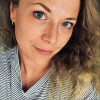 3600+ "Laura La" profiles