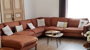 Es gibt zum reinigen der mikrofasercouch spezielle reinigungsmittel. Alcantara Reinigen So Funktioniert Es Mit Hausmitteln Wohnen