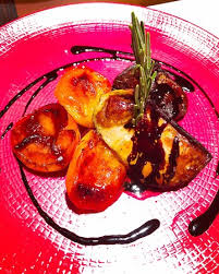 Chaque foie gras est issu d'une préparation artisanale : Foie Gras De Canard Roti Aux Abricots Bild Von Le Dome Montparnasse Paris Tripadvisor