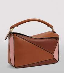 Video ini review tentang wishlist saya dan juga impian saya. Loewe Small Leather Puzzle Bag Harrods Us