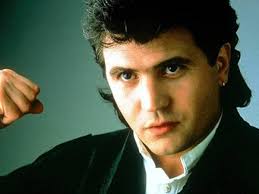 Listen to le chanteur by daniel balavoine, 226,526 shazams, featuring on '70s french pop essentials apple music playlist. Daniel Balavoine Le Chanteur Tant Aime Herault Tribune