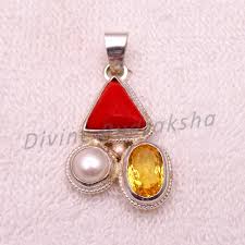If you are a cancerian according to indian system of vedic astrology, your most beneficial stone is white pearl. Gems Pendant For Zodiac Sign Cancer Gems Pendant For Kark Rashi