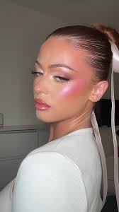 @Cindy Kimberly balletcore look🩰🤍 #balletcore #balletcoreaesthetic  #wolfiecindy #ballet #balletmakeup #fyp #makeup #mua #glowyblush #pinkmakeup