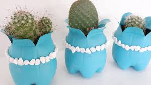 You can eyeball the amounts as well, but you will likely end up with inconsistent proportions from now if i am making a mix for epiphytic cacti (epis), i do it much the same way, but instead of 2. Cute Idea For Cactus Pots Made With Plastic Bottles Cactus Cactus Pot Plastic Bottles