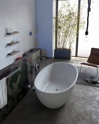Selbstverständlich ist jede format badewanne bietet 24 stunden am tag im internet erhältlich und. Flaminia Produkte Badewannen Ap176v Freistehende Badewanne App 176176 91 52 5 Cm Mit Uberlaufincl Ablaufgarnitur Sifmw Pietraluce Weiss