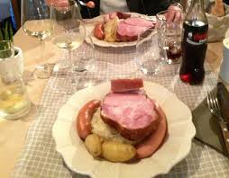 1 rue turenne, 68000 colmar, frankrig. Choucroute Trop Bonne Et Infinissable Bild Von Wistub De La Petite Venise Colmar Tripadvisor
