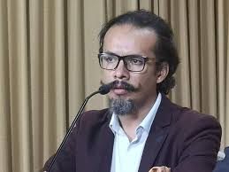 Hoy en De Mi Tierra TV Internacional... #GABRIEL_PALENQUE actor principal  del film AVAROA EL SOL DE GLORIA entrevista exclusiva!!! Una producción de OMAR  TERRAZAS ... Esperanos!!! TRANSMISIÓN EN VIVO 17:00HRS