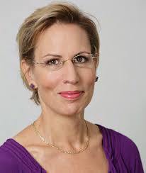 Institut für Pflegewissenschaft Jahresbericht 2014