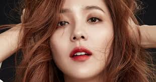 Đa tài như huyền thoại sắc đẹp Kpop Eugene: Ca sĩ, diễn viên và còn là