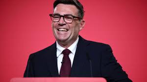 Andy Burnham is declared leader of UK's Labour Party, pledges to restore  hope | WTNH.com