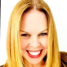 Kara Bernard's Instagram, Twitter & Facebook