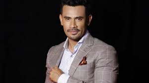 11 april 1982 hometown : Remy Ishak Umum Bakal Langsungkan Perkahwinan Sabtu Ini