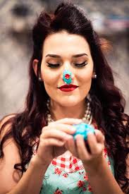 Model seeking collaboration for creative projects