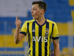 Fenerbahce shirt 2013/14 jersey size m football soccer turkey adidas shirt. Meski Sudah Tersingkir Dari Arsenal Penderitaan Mesut Ozil Masih Berlanjut Di Fenerbahce Indozone Id