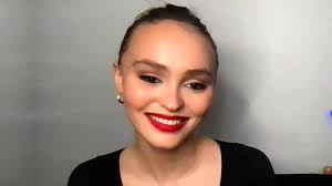 If i manage to finish before 4.30, i will do the shopping on my way back. Lily Rose Depp On Fame Rebelling And If She Ll Work With Dad Johnny Again Exclusive Entertainment Tonight