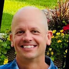 Cynthia Nicklin's Instagram, Twitter & Facebook