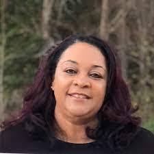 Latoria Hinton's Instagram, Twitter & Facebook