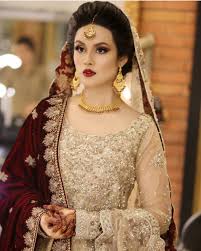 Lan ting bride® — individuelle designer hochzeitskleider & brautroben. Pin By Nadia On Bridal S Red Bridal Dress Asian Bridal Dresses Bridal Dresses Pakistan