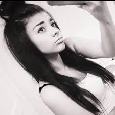 Leann Cobb's Instagram, Twitter & Facebook