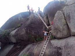 Gunung angsi is one of malaysia's relatively minor mountains with a height of 2702ft or 824m. Ice Climbing Course Ace Adventure