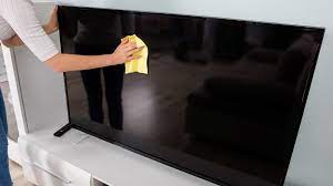 you need to clean your flat screen tv screen every once in a while to keep the picture looking sharp con clean flat screen tv clean tv screen cleaning screens