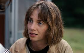 Stranger Things': Maya Hawke would "love" Robin to die in season 5