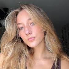 ashlin hicks (@ashlinhicksss)